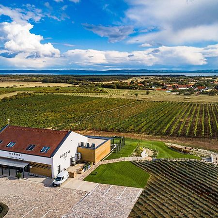 Dobosi Birtokkoezpont Bed & Breakfast Szentantalfa Exterior foto